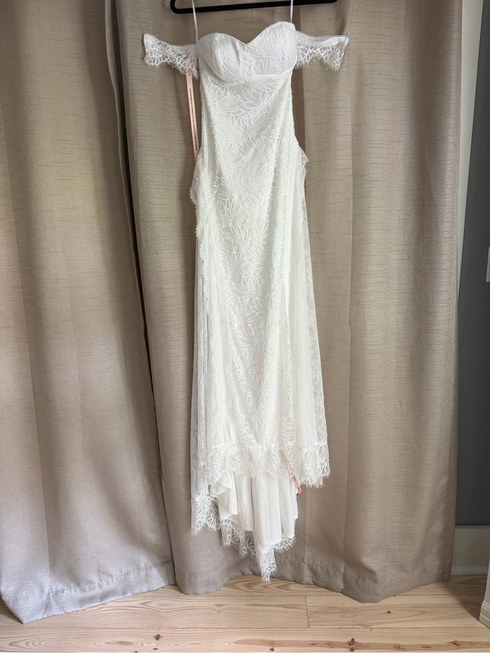 Lulu's Faye White Embroidered Lace Gown - Picture 7 of 8